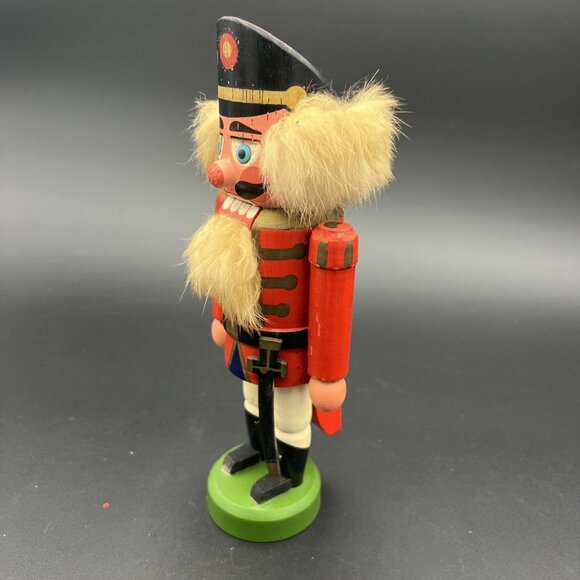 VTG Erzgebirge Nutcracker 9.25" Soldier Christmas Holiday Decor Germany 1977 - Picture 2 of 15